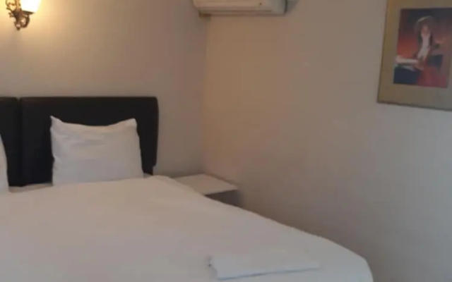 Tiny Turquoise Hotel