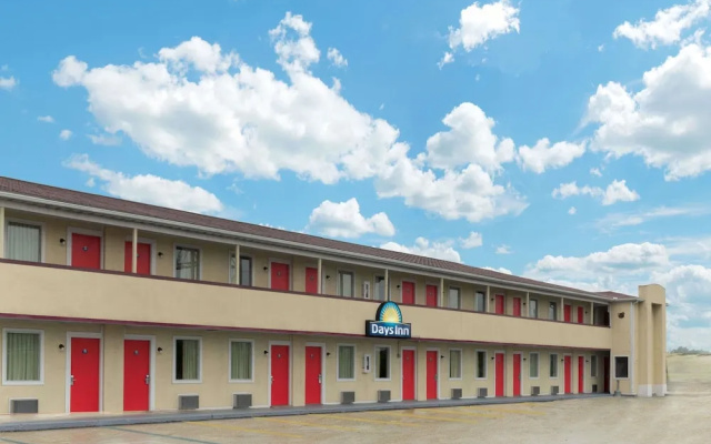 Days Inn By Wyndham Indianapolis East Post Road