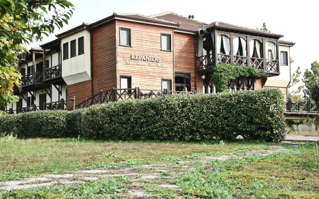 Refanidis Natural Luxury Hotel
