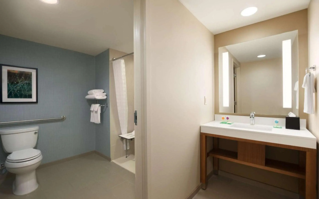Hyatt Place Houston / The Woodlands