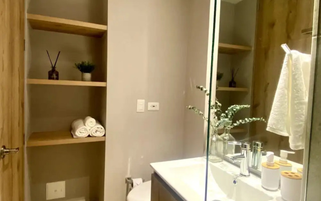 Chic Downtown Loft - Near Zona Rosa