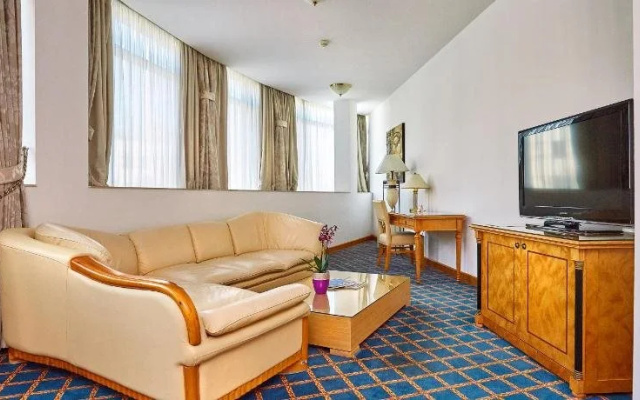 Hotel Master