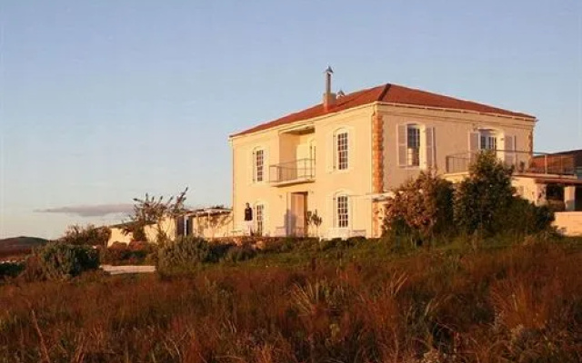 Farm 215 Nature Retreat & Fynbos Reserve