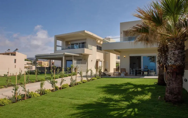 Lidia Beach Suites
