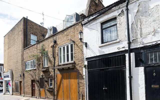 Отель Gorgeous 3BR home near Portobello Road! Великобритания, Лондон - отзывы, цены и фото номеров - забронировать отель Gorgeous 3BR home near Portobello Road! онлайн вид на фасад