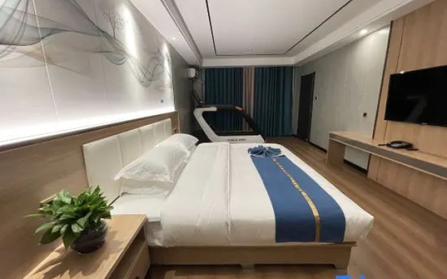 Luntai Lansheng Hotel