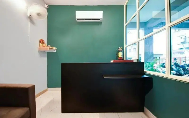Hillside Magnum by OYO Rooms