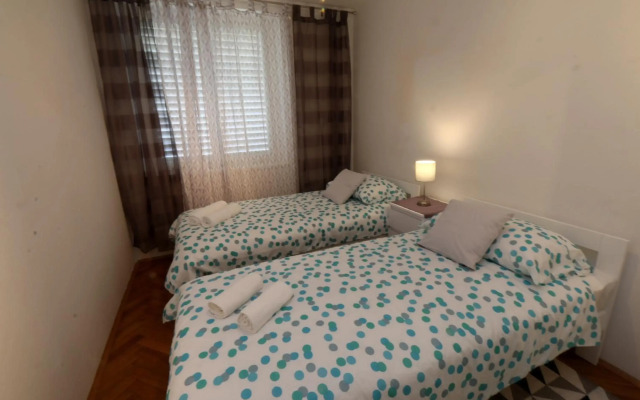 Apartment Mira Lapad