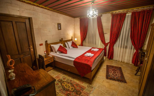 Hermes Cave Hotel