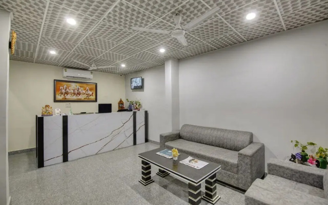 Hotel Premier Noida 135