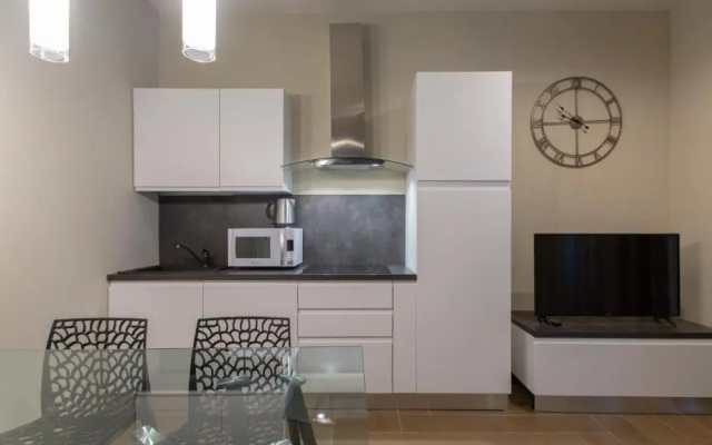 Atmosfera Apartments & Suites