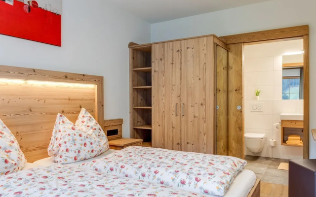 Exquisite Holiday Home Near Ski Area in KÃ¶nigsleiten