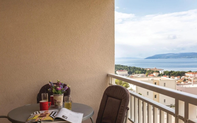 Awesome Home in Makarska With Wifi and 1 Bedrooms