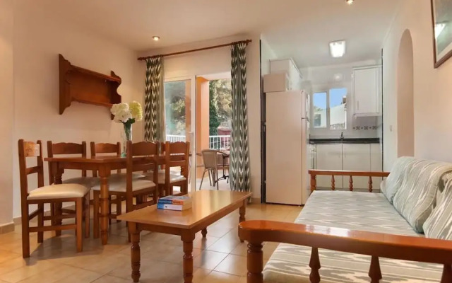 Apartment - 2 Bedrooms with Pool and WiFi - 103219