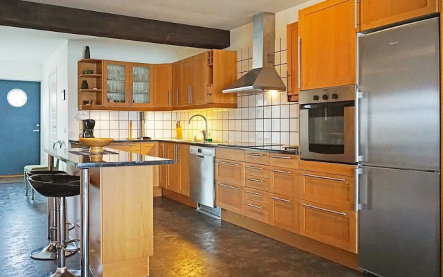 4 Person Holiday Home in Kungshamn-by Traum