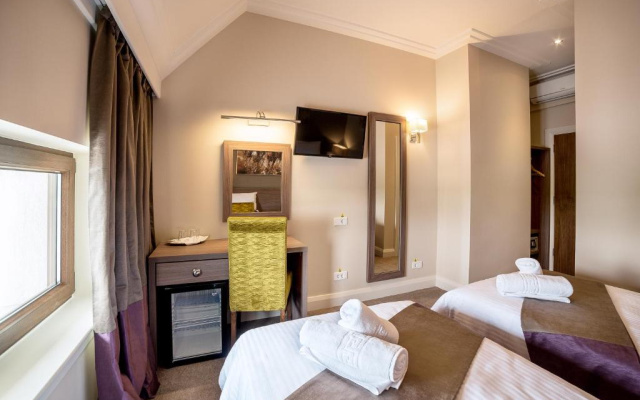 Frontier Europe Hotels Group