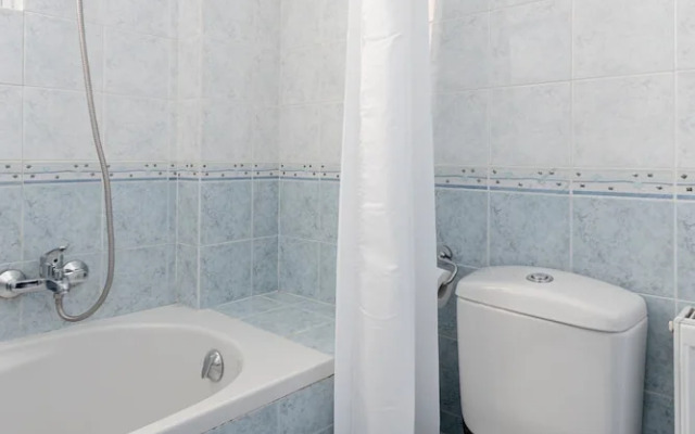 Ideal 1 BR Apartment in Petralona