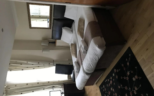 Sheil Suites