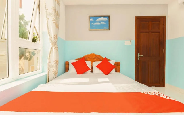 Oyo 621 Hoang Truong Hotel