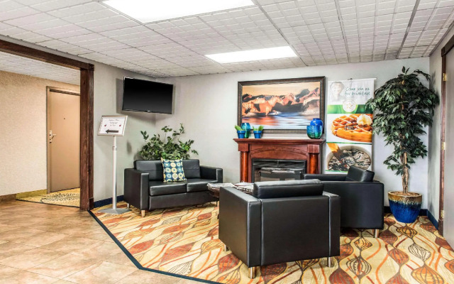 Quality Inn Austintown - Youngstown West