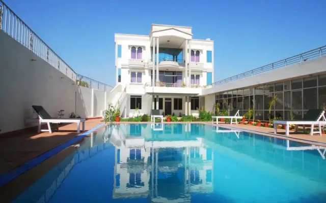 Myo Grand Ranthambore