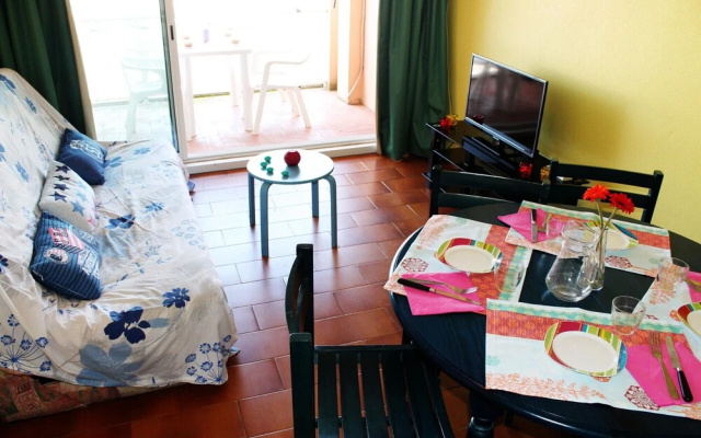 253-apartamento con Piscinas Comunitarias