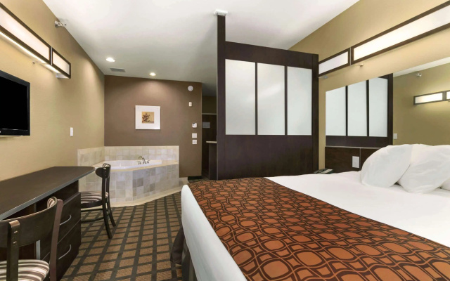 Microtel Inn & Suites by Wyndham Minot