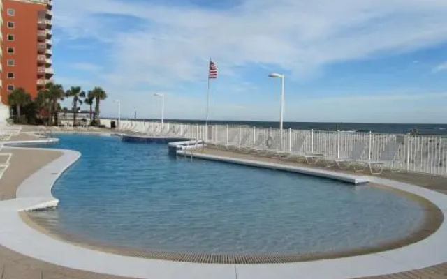 Ocean House Unit 1404