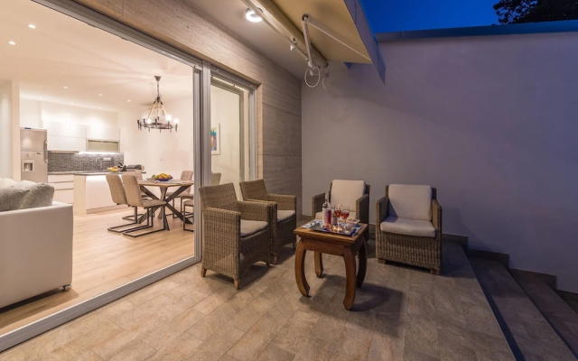 Modern Villa in Privlaka with Swimming Pool