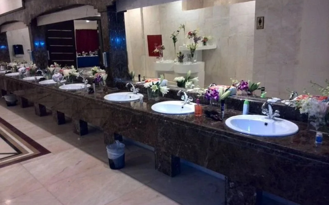 Safarat Hotel