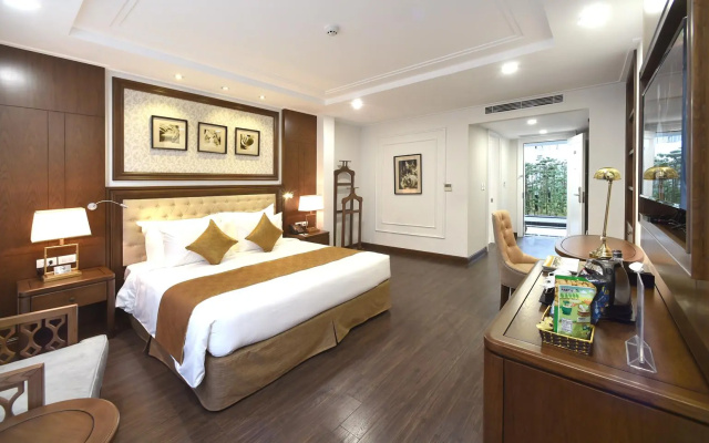 Garco Dragon Hotel