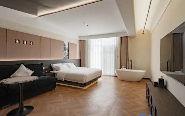 No.9 Mansion