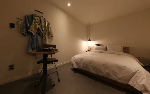 HOTEL YaJa West Gate