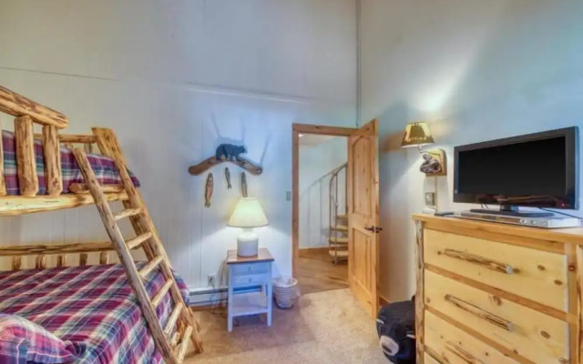 2 Bedroom Condo in Keystone - West Keystone