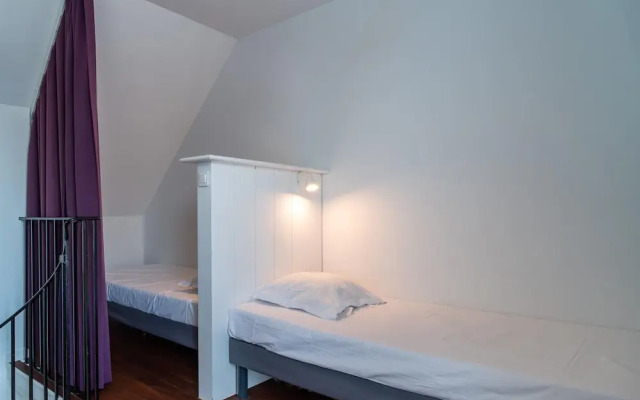 Duplex, 200m to Falaise Beach