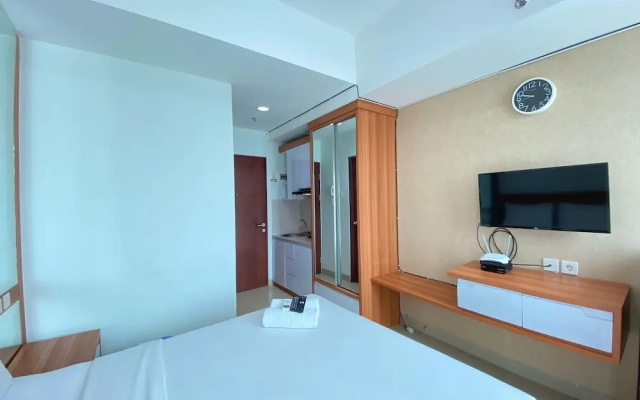 Monochrome Studio Room At Taman Melati Jatinangor Apartment