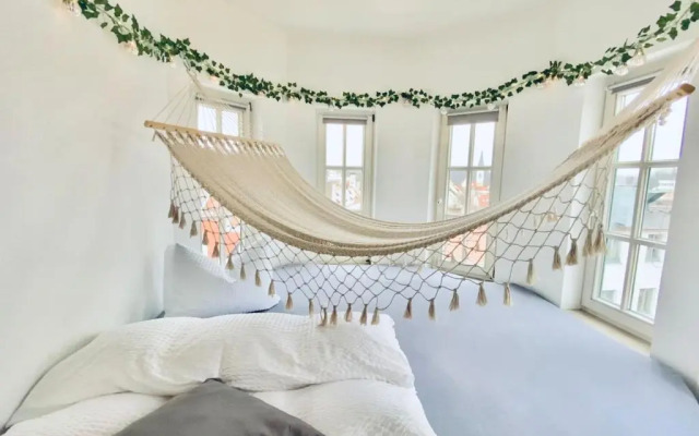 Room in Apartment - Schlafen Wie Prinzessinnen In Kemptens Schlosschen