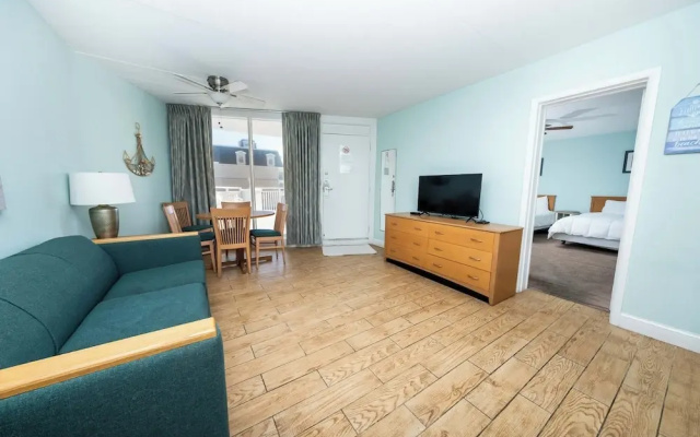 Nassau Inn Beachfront