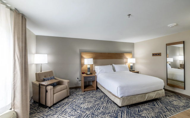 Wichita West Inn And Suites
