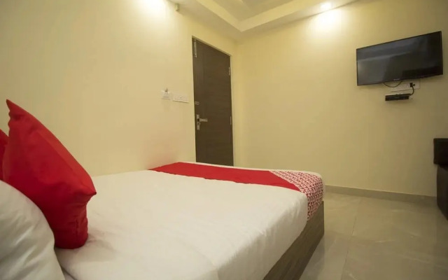 Silver Crescent By OYO Rooms