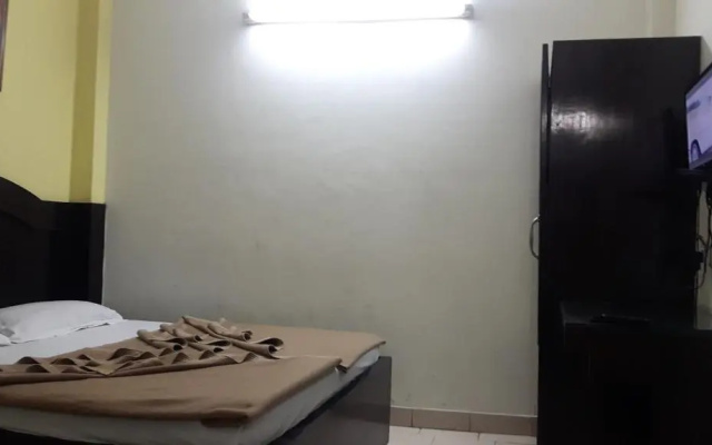 Hotel Shreeram Deluxe