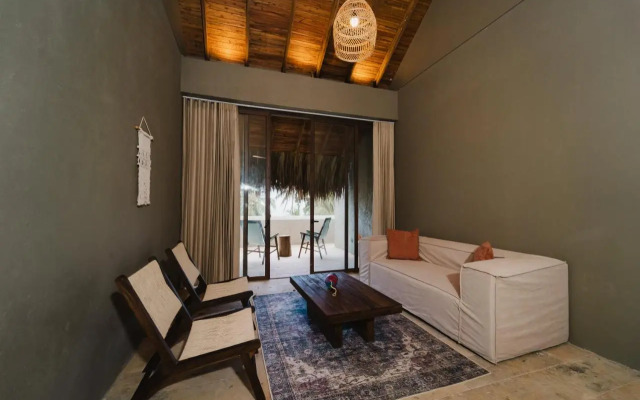 Naio Hotel y Villas