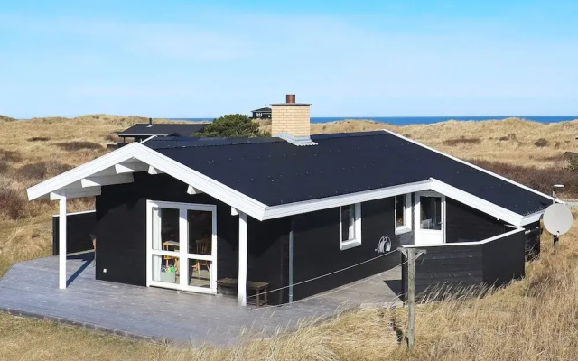 6 Person Holiday Home in Hirtshals