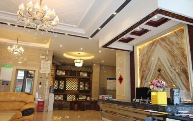 Puzhe hei Yunlu Lake View B & B
