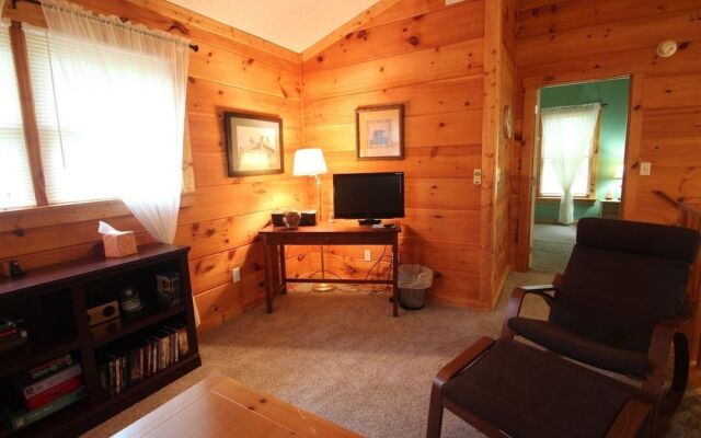 Laughing Bear Cabin