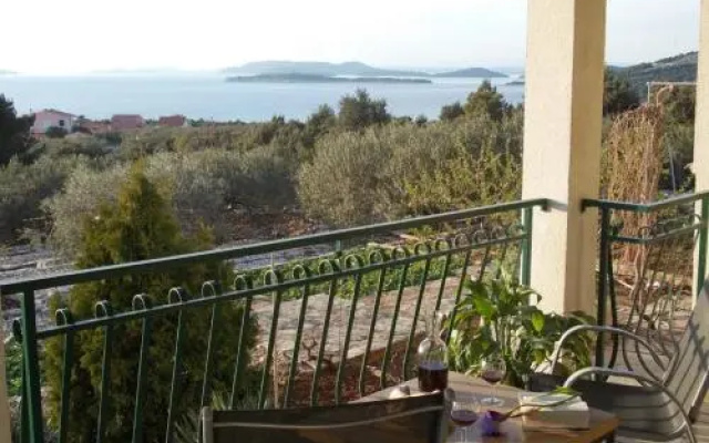 Holiday Home Primosten (54)