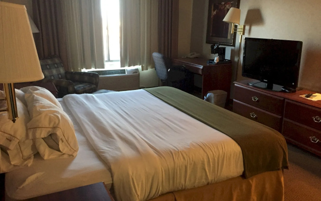 Comfort Inn & Suites