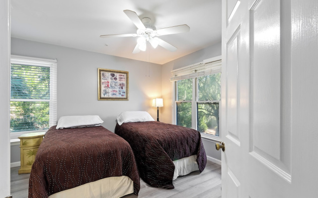 Ocean Breeze by Hilton Head Retreats