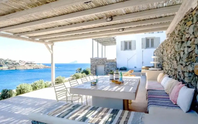 Horizon Villa For 11 In Kythnos
