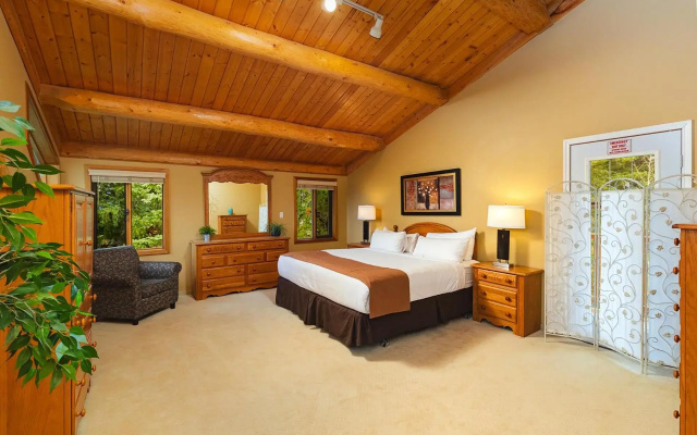 Overlander Mountain Lodge